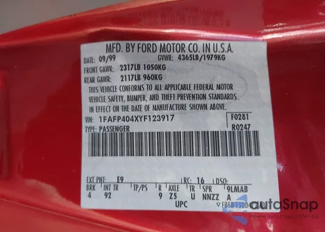 2000 Ford Mustang z USA, uszkodzony, nr VIN 1FAFP404XYF123917